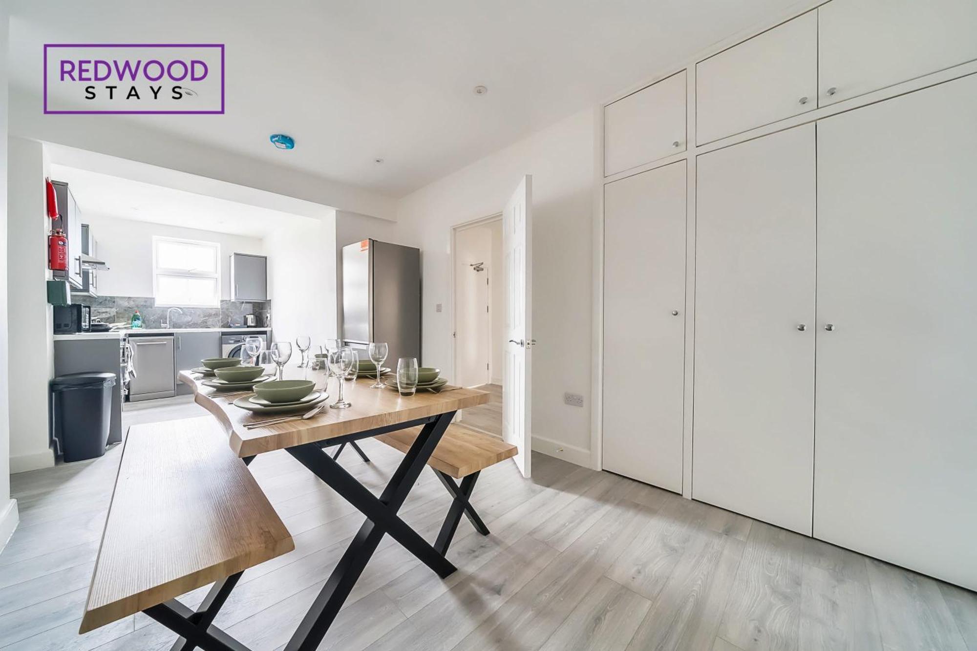 Brand New, 2 Bed 1 Bath, Modern Town Center Apartment, Free Wifi & Netflix By Redwood Stays Aldershot Exterior foto