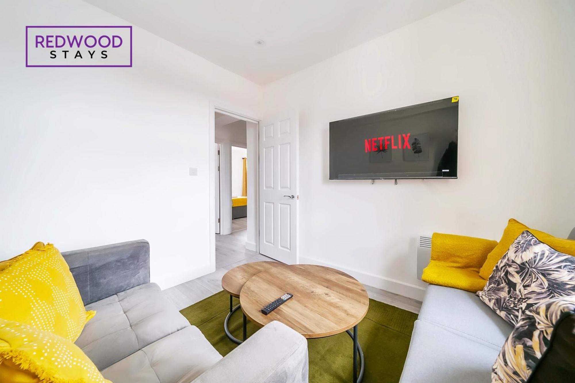 Brand New, 2 Bed 1 Bath, Modern Town Center Apartment, Free Wifi & Netflix By Redwood Stays Aldershot Exterior foto