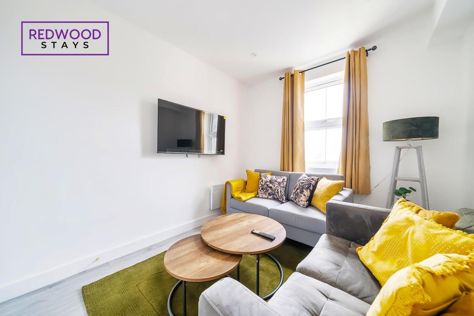 Brand New, 2 Bed 1 Bath, Modern Town Center Apartment, Free Wifi & Netflix By Redwood Stays Aldershot Exterior foto